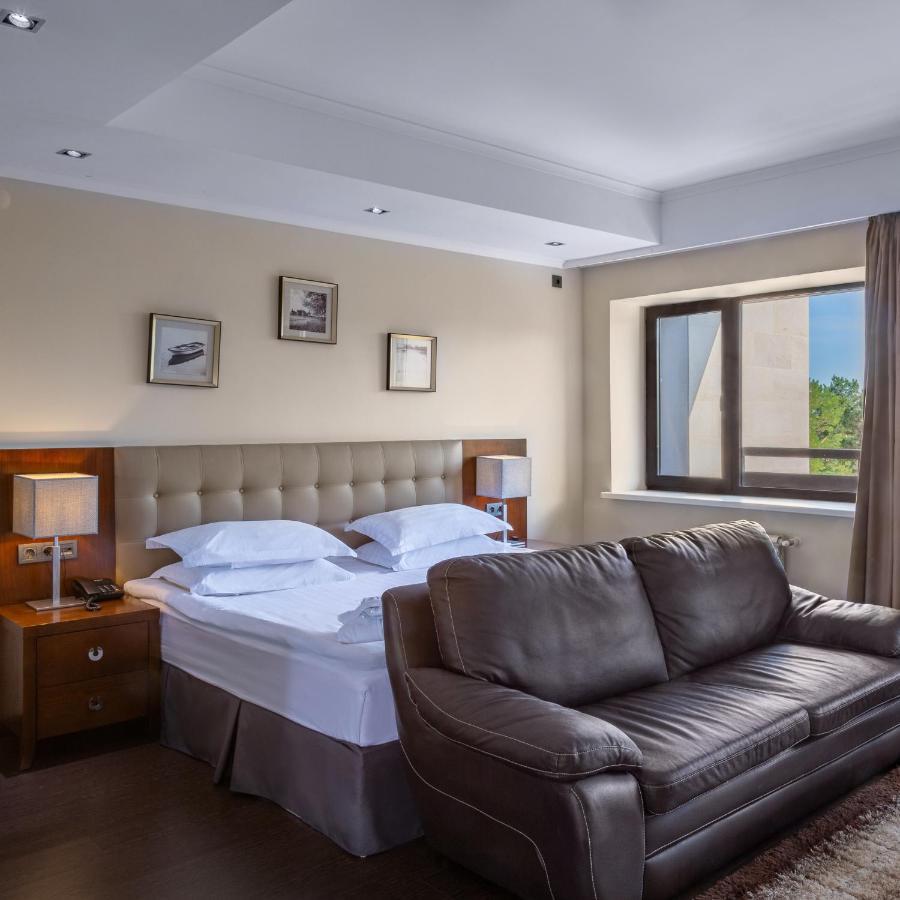 Park House Hotel Barmashino Ngoại thất bức ảnh